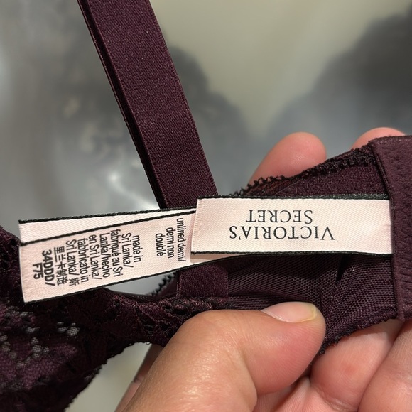 Victoria's Secret Lace Bra - Deep Purple - Picture 2 of 4